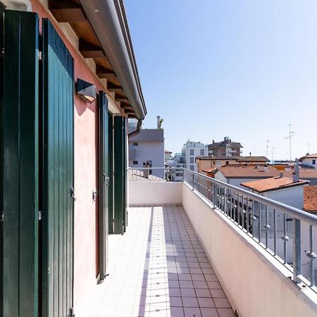 Maestrale Canova Apartments Caorle Exterior photo